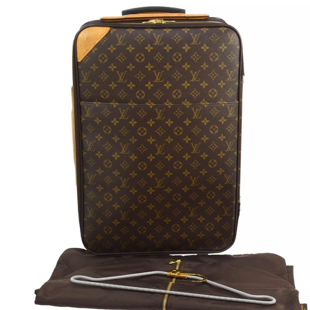SOLD 🛑Louis Vuitton 55 Suitcase